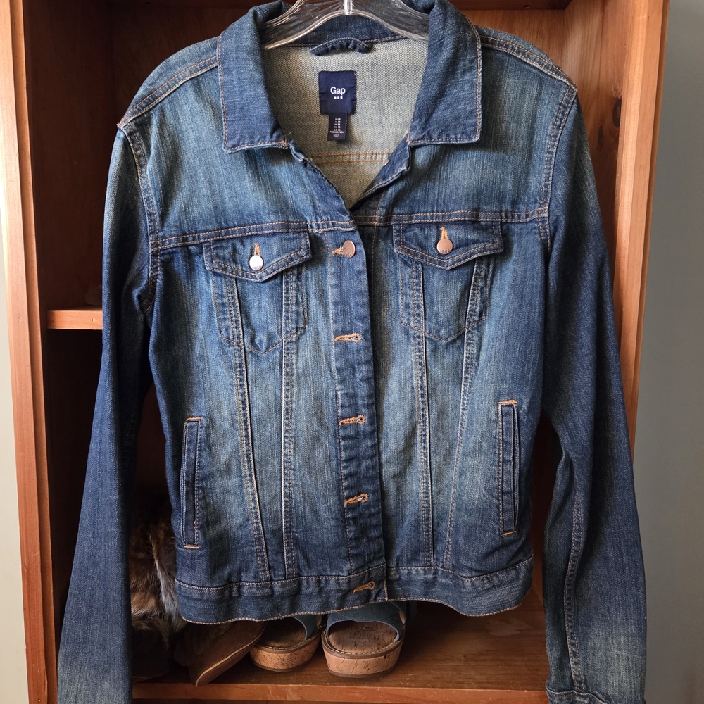 Gap Women's Blue Denim Jacket